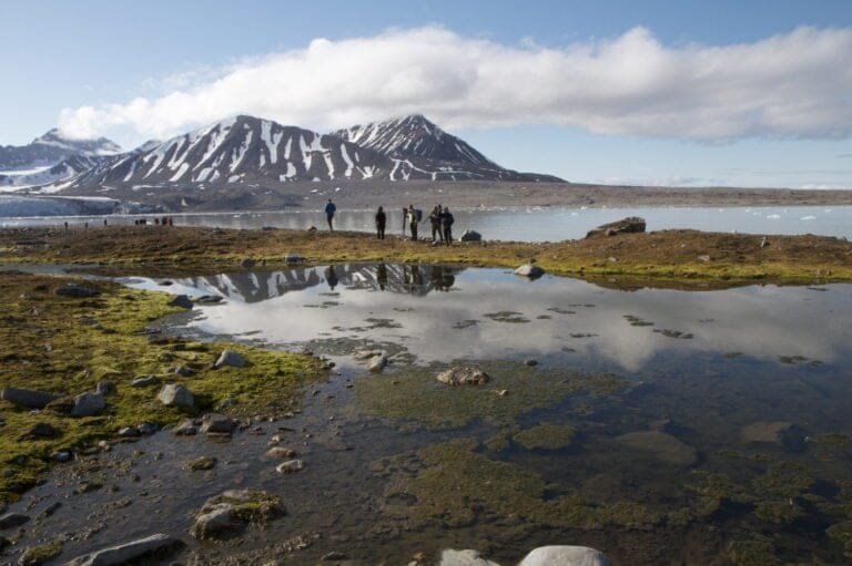 Thumbnail for Fjortende Julibukta